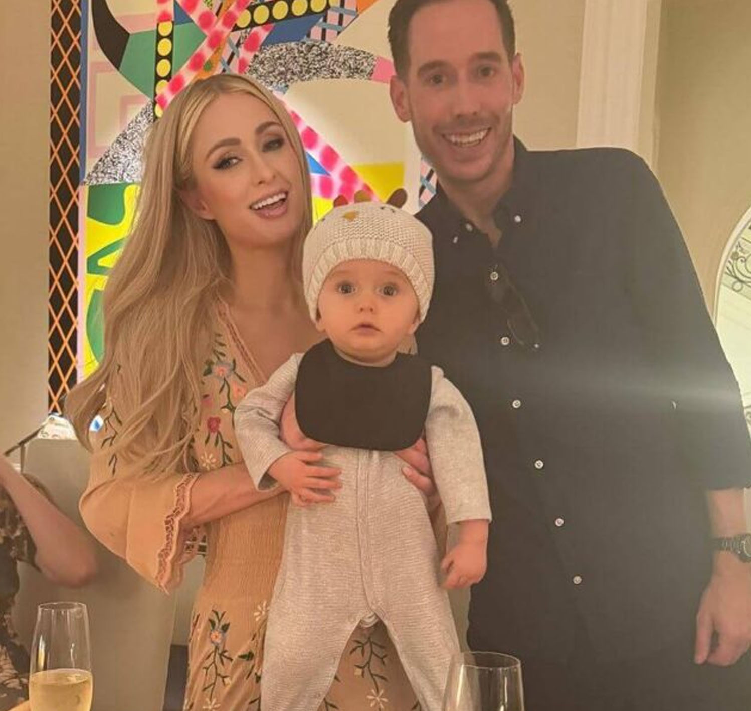 Paris Hilton S Magical Thanksgiving Introducing Baby London Ikmziki